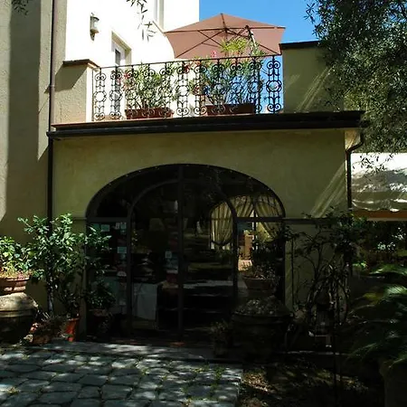 Landhuis Antico Uliveto Seravezza